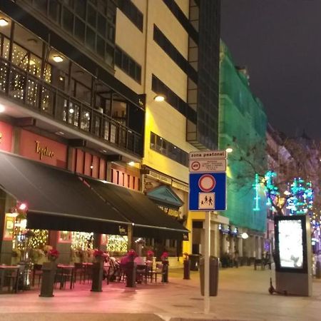 Centrico, Gran Via Sol Plaza Mayor Madrid Luaran gambar