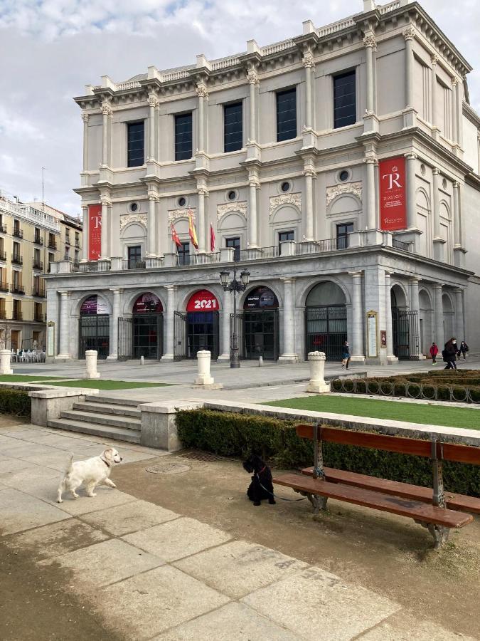 Centrico, Gran Via Sol Plaza Mayor Madrid Luaran gambar